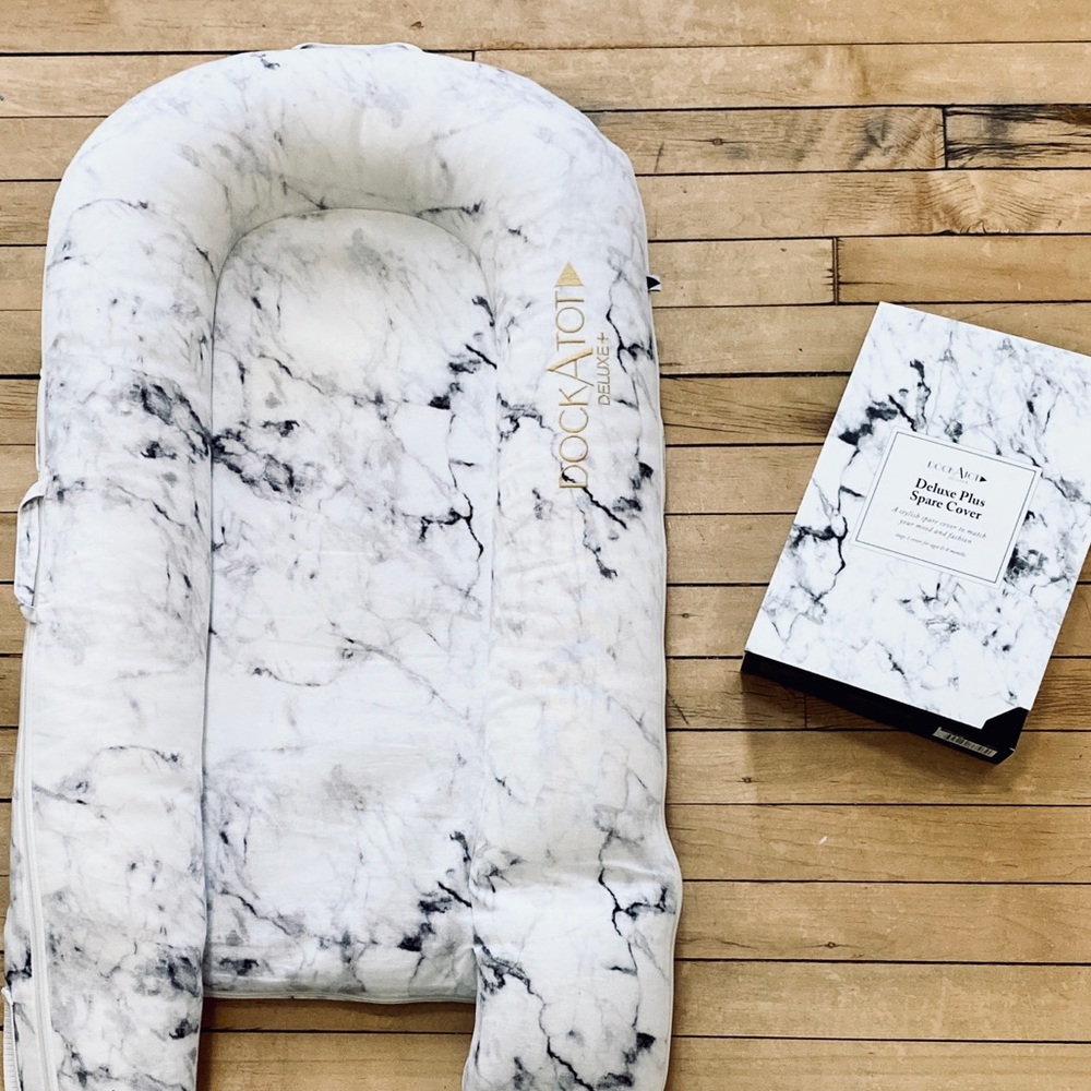 2️⃣ for 1️⃣ PRICE 📣  2 COVERS ➕ 1 DOCKATOT DELUXE